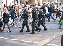 Suchmassnahmen am Koelner Neumarkt nach Raubueberfall im Parkhaus Wolfstr P04